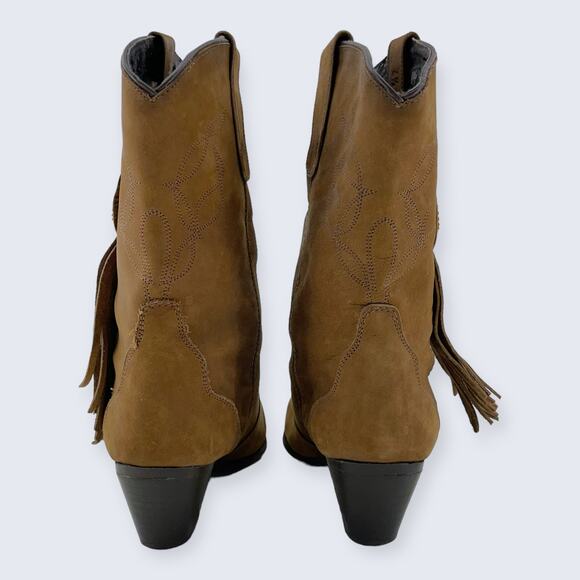 Oak Tree Farms Brown Nubuck Leather Tassel Western 2" Block Heel Boot 6.5 - Picture 3 of 9